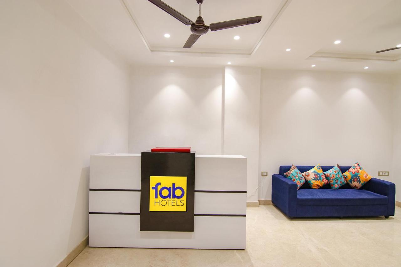 Fabhotel La Serene Bnb- Ashok Vihar New Delhi Buitenkant foto