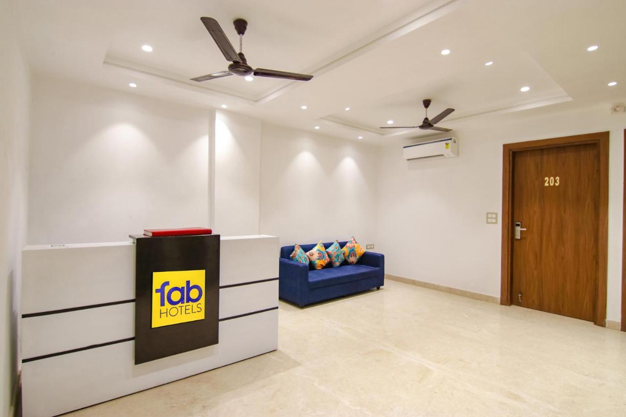 Fabhotel La Serene Bnb- Ashok Vihar New Delhi Buitenkant foto