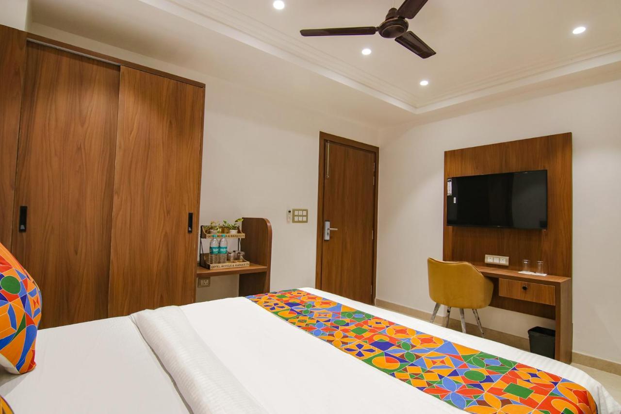 Fabhotel La Serene Bnb- Ashok Vihar New Delhi Buitenkant foto